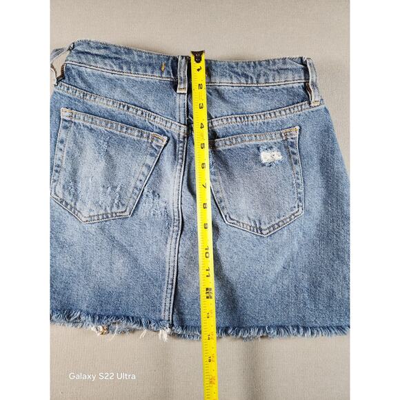 We The Free Womens Denim Skirt Size 25 Button Fly Distressed Mini - Picture 8 of 9